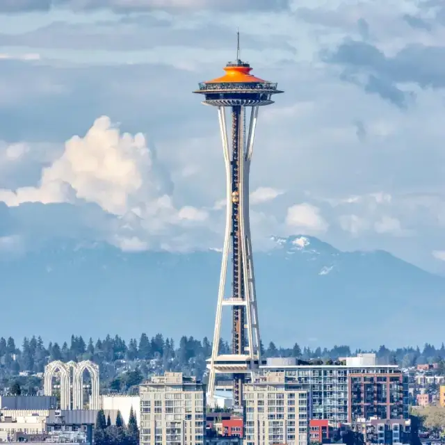Seattle skyline - Space Needle, downtown waterfront, and Mount Rainier